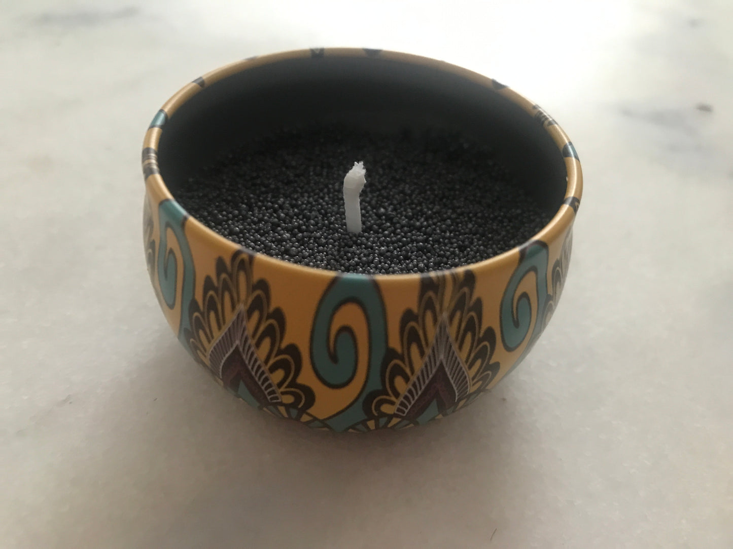 Black Sand Candle Yellow box