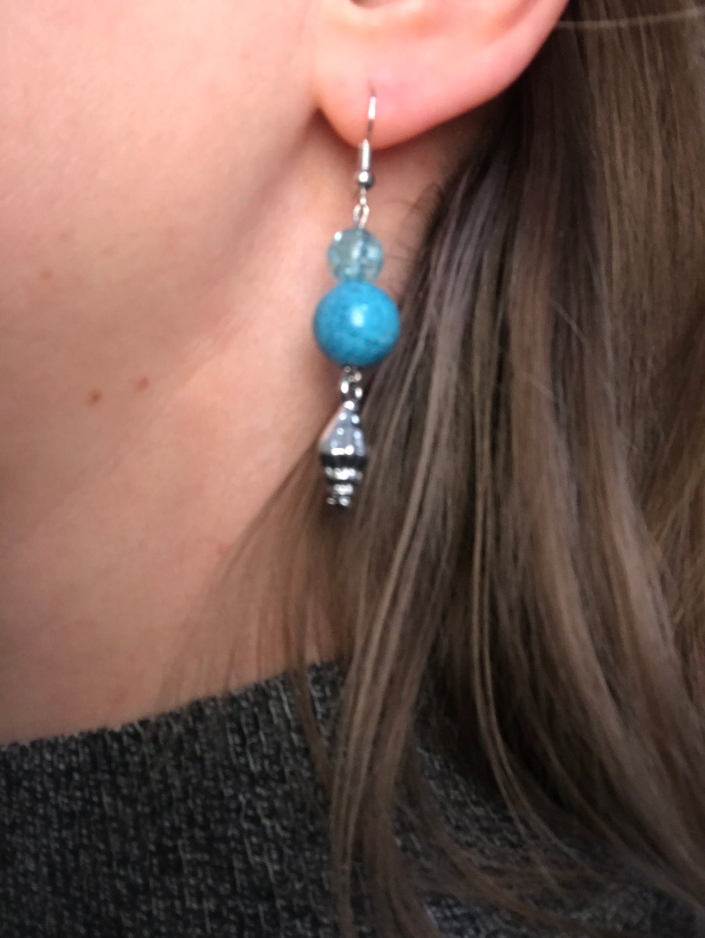 Shell Blue Earings
